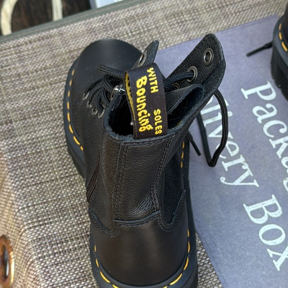 NWT Dr. Martens Jadin III Leather Lace Up Boots with air cushioned Blk Size 7 - Picture 14 of 15